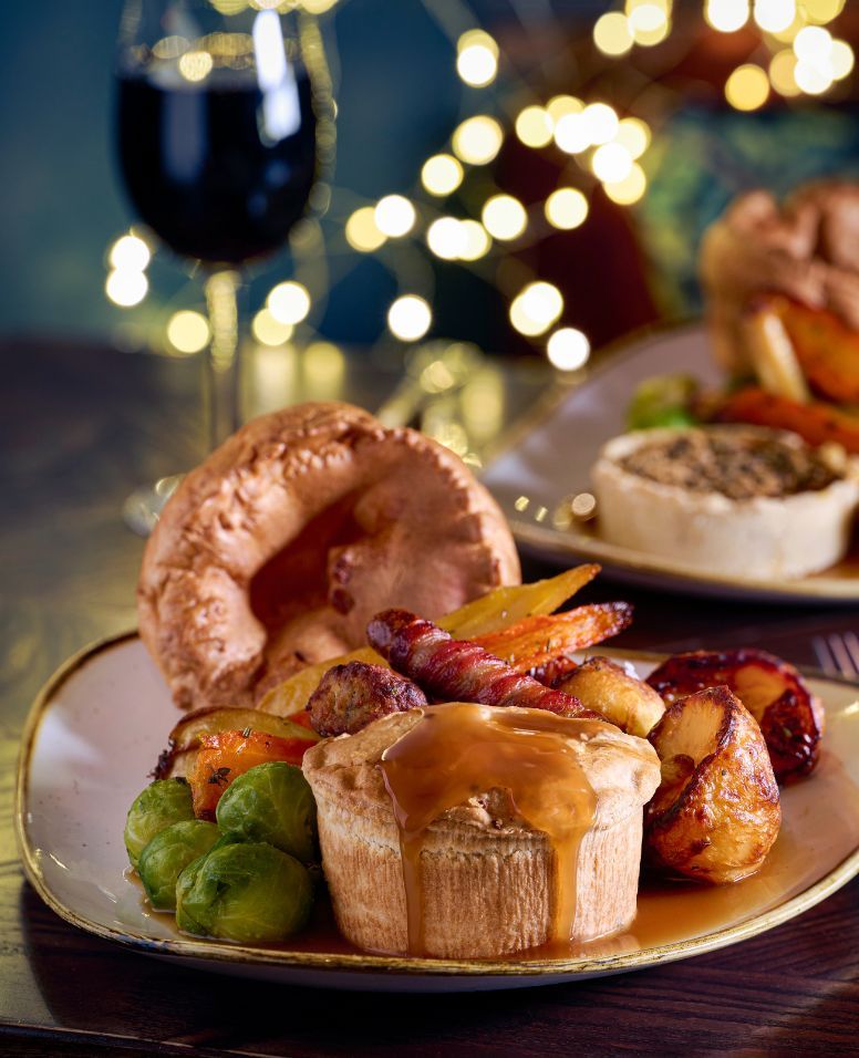 Lunch & Dinner at The Waggon & Horses in Wolverhampton